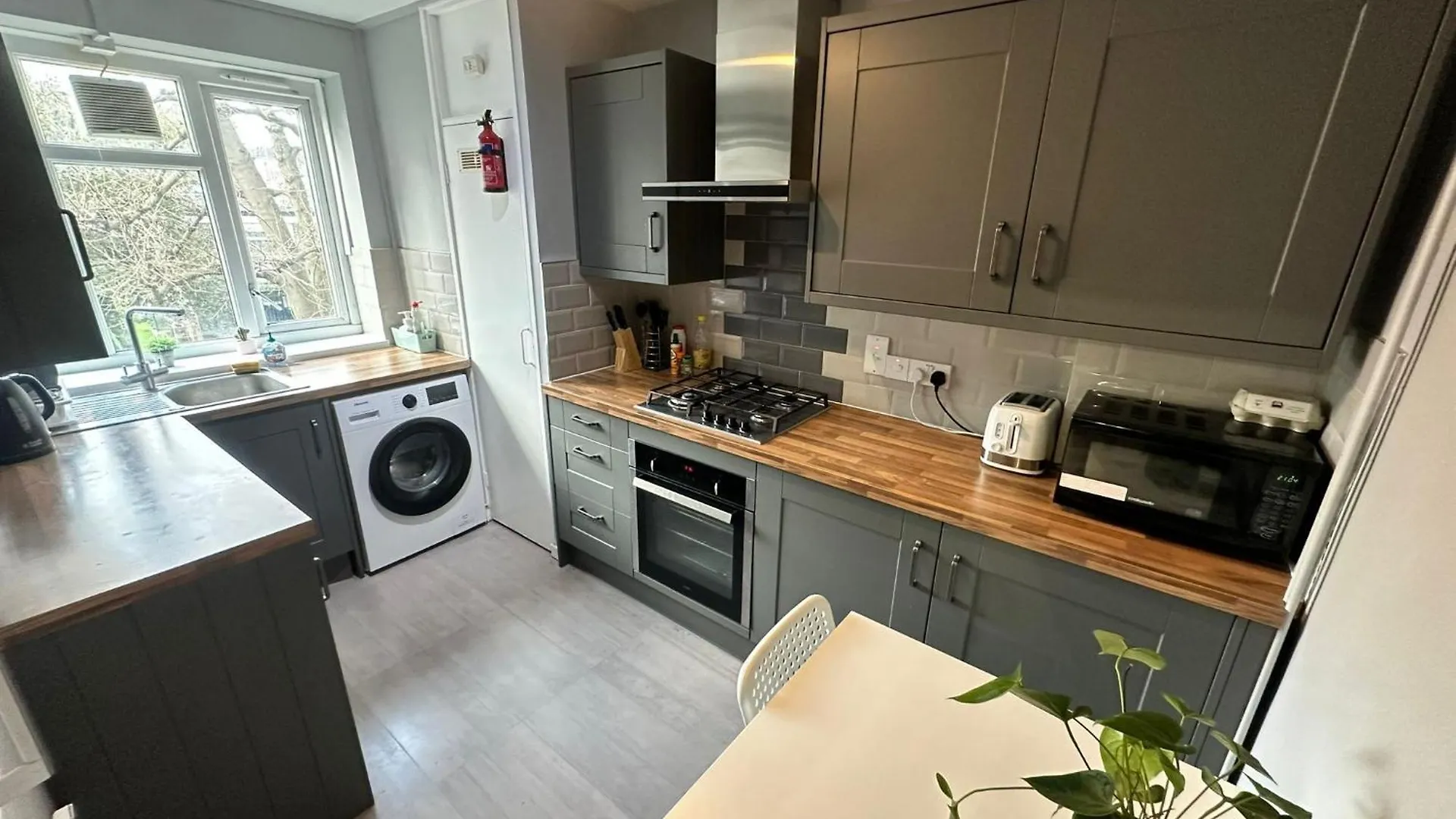 Renovu Exclusive Rooms Londra
