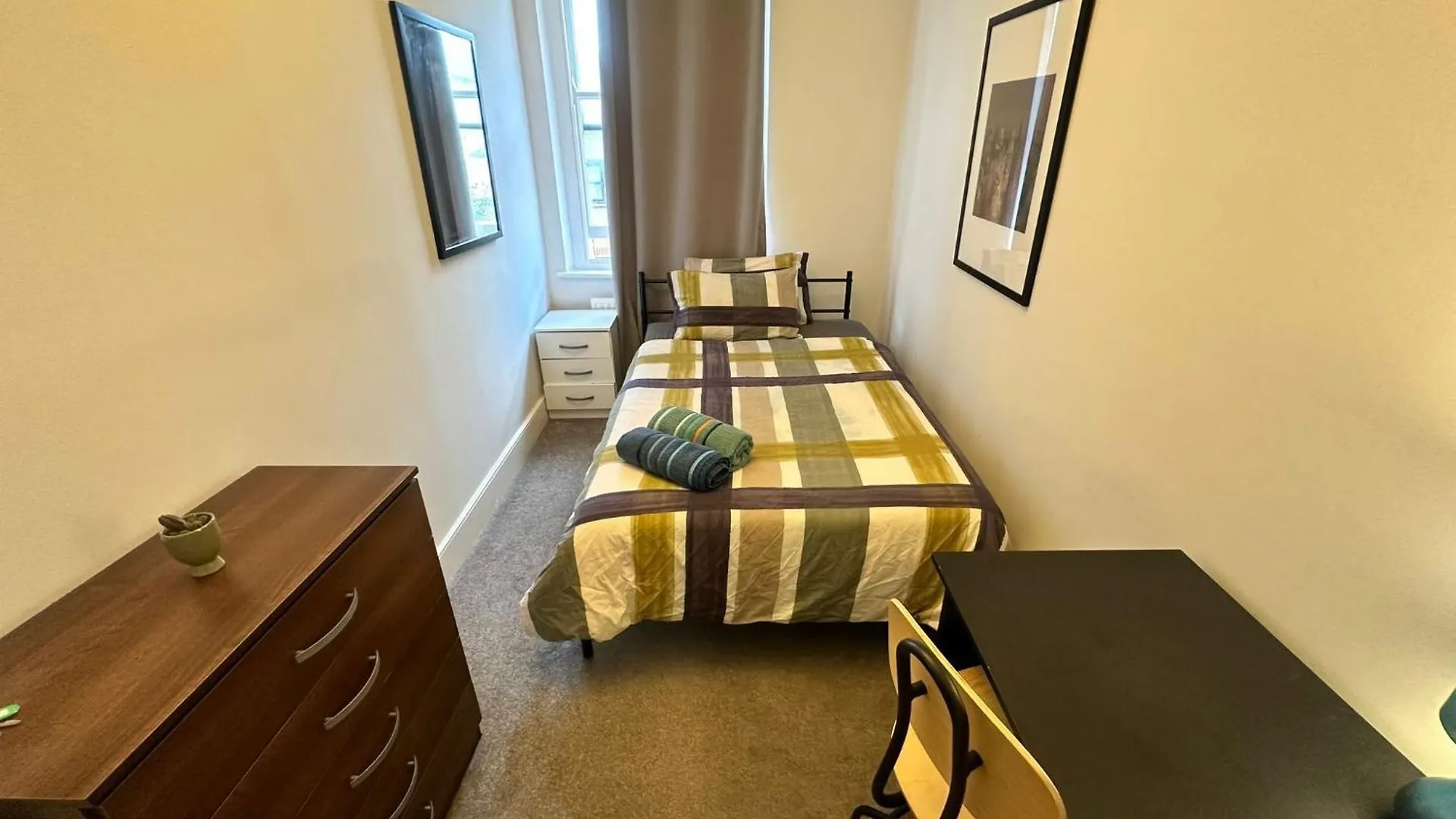 Renovu Exclusive Rooms Londra